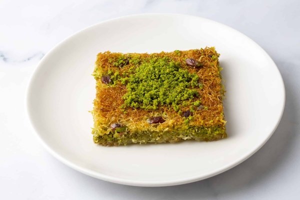 How to Create a Quick and Flavorful Shrimp Scampi with Garlic and White Wine?